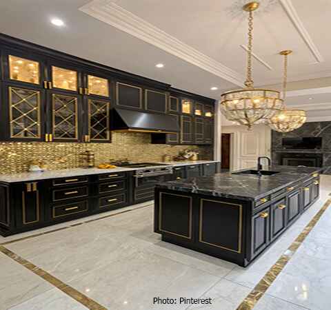 ASASA Kitchens beautiful kitchen island with elegant finishes.